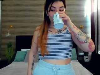 ahoneybunny nude on Live Cam Girls Room