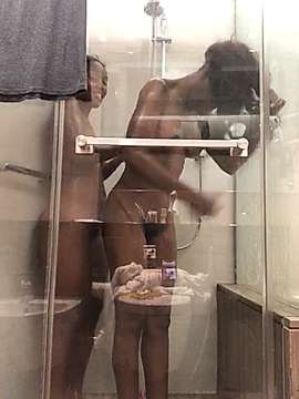 Annie-25 naked stripping on cam for live sex video chat