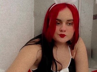 bigass-xiomy nude on Live Cam Girls Room
