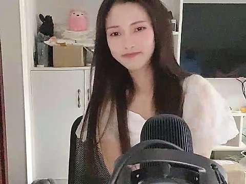 CandiceBy naked stripping on cam for live sex video chat