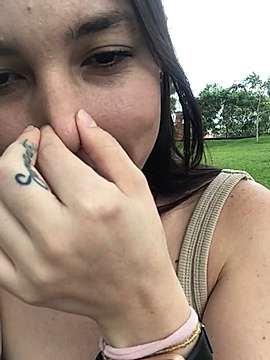 Denisse- naked stripping on cam for live sex video chat