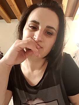 diana8944 naked stripping on cam for live sex video chat