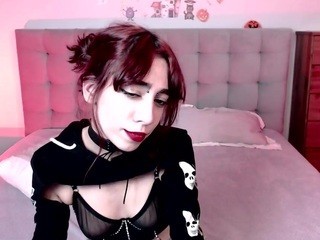 Elly-roses nude on Live Cam Girls Room