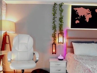 ?, ?????? ?? nude on Live Cam Girls Room