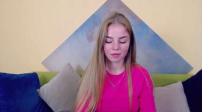 Hello_Nicky naked stripping on cam for live sex video chat