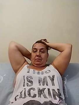 maryrightxxx naked stripping on cam for live sex video chat