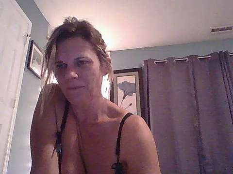 MattieRae naked stripping on cam for live sex video chat
