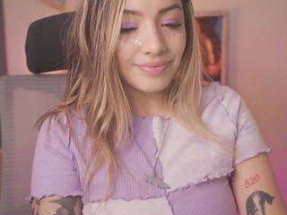 MinnaMoss, ⭐ nude on Live Cam Girls Room