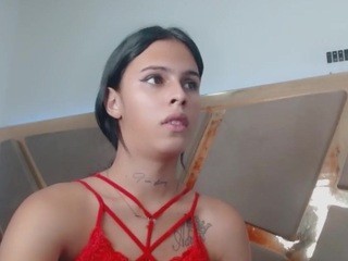 sexysofia-xxx nude on Live Cam Girls Room