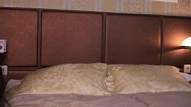 SofiaFoster_ naked stripping on cam for live sex video chat