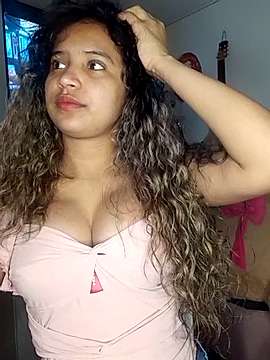 ValentinaWalker1 naked stripping on cam for live sex video chat