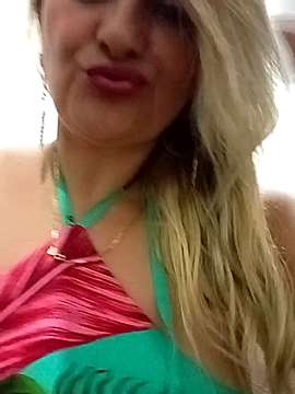 vivifernades naked stripping on cam for live sex video chat