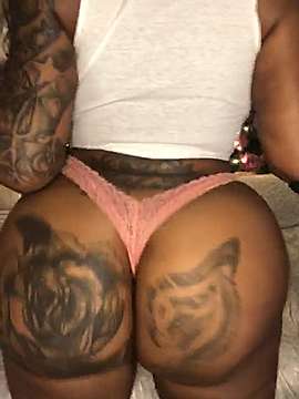 AmberFlorez naked stripping on cam for live sex video chat