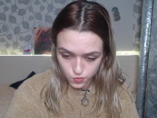 Becky-Jones nude on Live Cam Girls Room