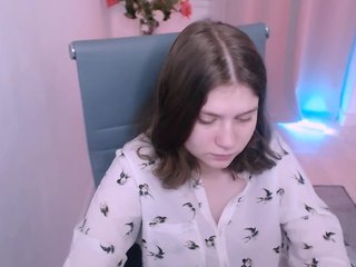BreeShines nude on Live Cam Girls Room