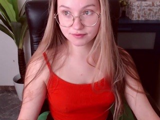 ?, sweet-banny? nude on Live Cam Girls Room