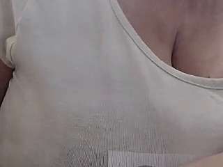 hottie-here naked stripping on cam for live sex video chat