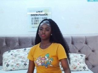 Liv-Bennett nude on Live Cam Girls Room