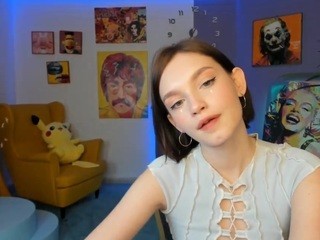 Lizi-mur nude on Live Cam Girls Room