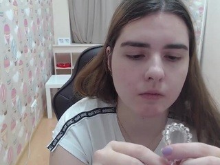 SonyaVainero nude on Live Cam Girls Room