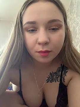 Yalit_Ya naked stripping on cam for live sex video chat