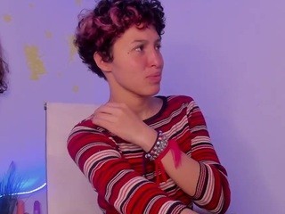 Yuumi-smith nude on Live Cam Girls Room