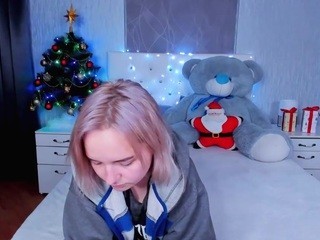 AngellinaSteww nude on Live Cam Girls Room