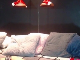 greecyblonde nude on Live Cam Girls Room