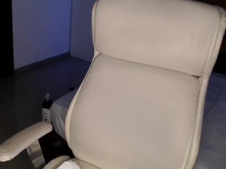sweetselene nude on Live Cam Girls Room