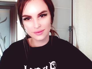 VeronicaShiny nude on Live Cam Girls Room