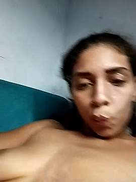 CandyGirl_Hot naked stripping on cam for live sex video chat