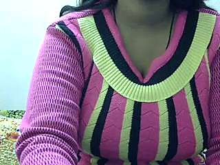 manvi-88 naked stripping on cam for live sex video chat
