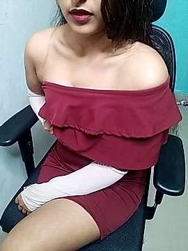 Sskay6 naked stripping on cam for live sex video chat