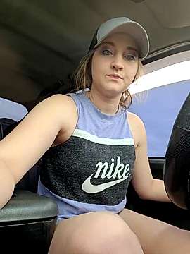 Chevygurl naked stripping on cam for live sex video chat