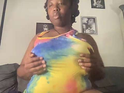 CurvyBrittany naked stripping on cam for live sex video chat