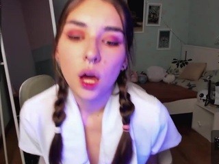 MandyBates nude on Live Cam Girls Room