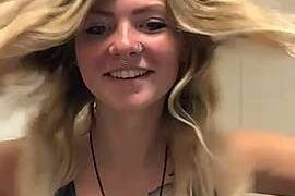 waterfaerie naked stripping on cam for live sex video chat