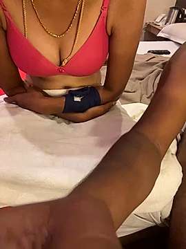 Julia_Khan naked stripping on cam for live sex video chat
