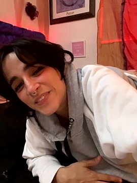 StoneyVella naked stripping on cam for live sex video chat