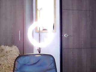 BARBIIELATINA nude on Live Cam Girls Room