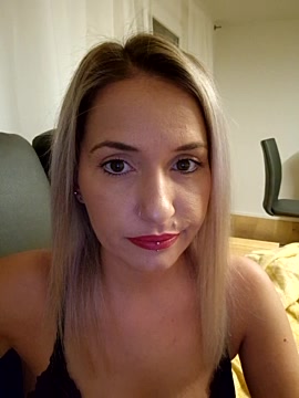 Kawaii_Misa naked stripping on cam for live sex video chat