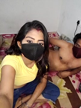 KnightRidercpl naked stripping on cam for live sex video chat