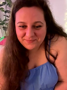 LeonieFish naked stripping on cam for live sex video chat