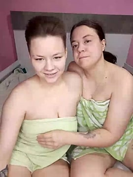 AriaCuteOh naked stripping on cam for live sex video chat