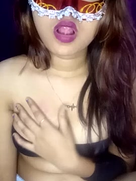Arti_G naked stripping on cam for live sex video chat