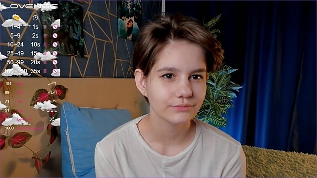 KittyHinton naked stripping on cam for live sex video chat