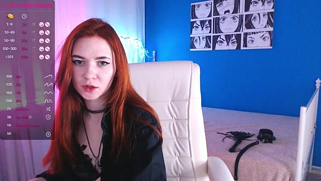 LissMoon naked stripping on cam for live sex video chat