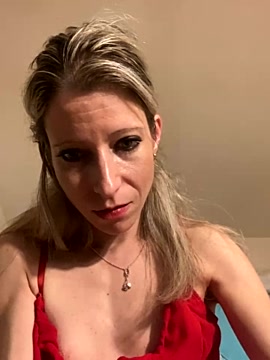 magolit50 naked stripping on cam for live sex video chat