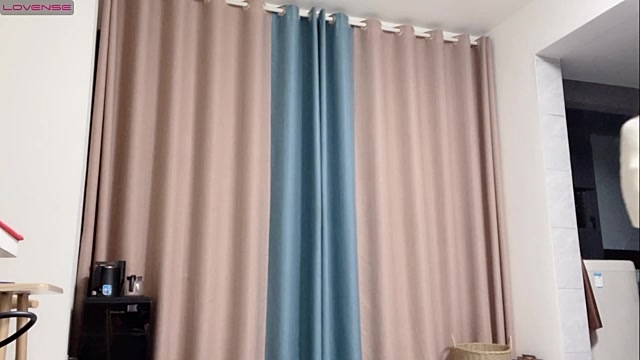 Makabaka66 naked stripping on cam for live sex video chat