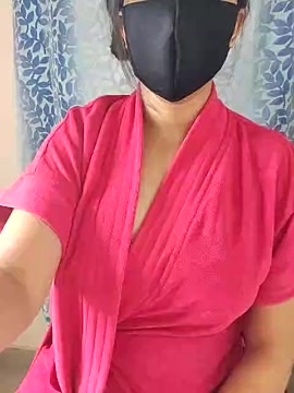 MumbaiMaskGirl naked stripping on cam for live sex video chat